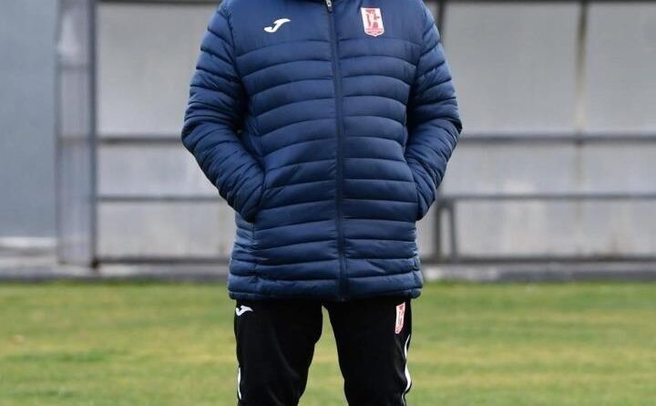 Balıkesirspor'da İsmail Ertekin ile yollar ayrıldı 1