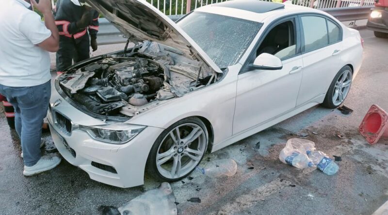 Çankırı’da otomobilde çıkan yangını itfaiye söndürdü 1