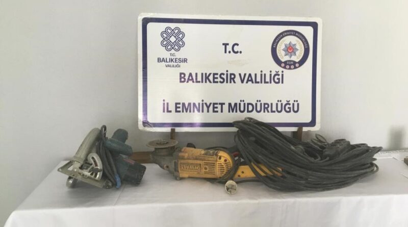 Gönen’de faili meçhul hırsızlıklar çözüldü 1