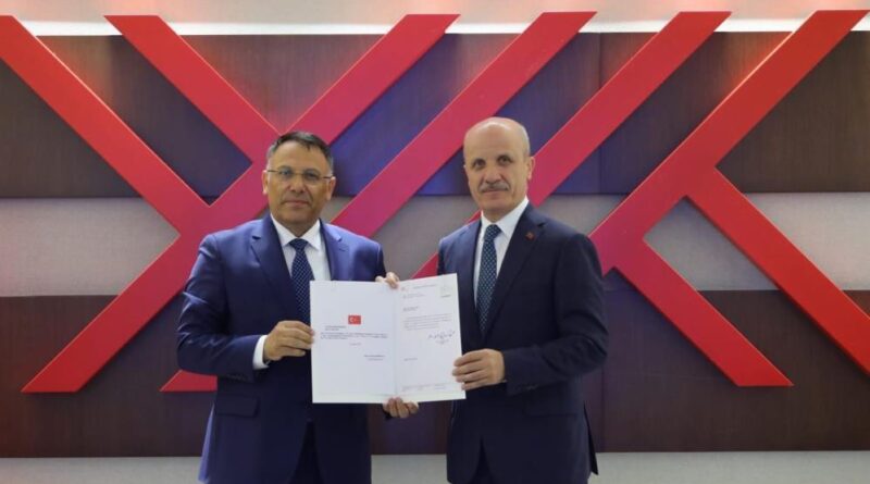 Iğdır Üniversitesi Rektörü Prof. Dr. Ekrem Gürel, rektörlük mazbatasını aldı 2