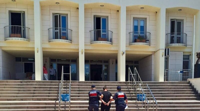 İki ayrı suçtan aranan şahıs yakalandı 1