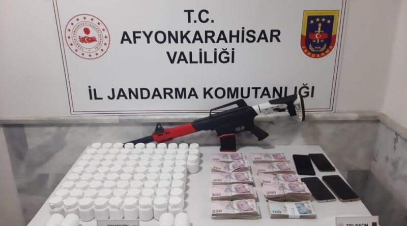 Jandarmadan uyuşturucu operasyonu 1