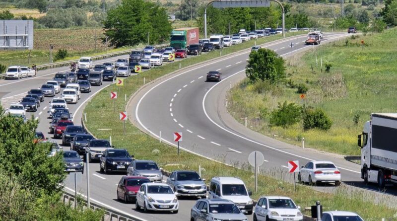 Karabük'te trafiğe kayıtlı araç sayısı 82 bin 82 oldu 1