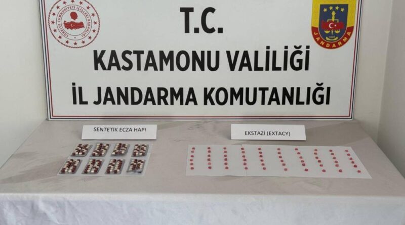 Kastamonu’da uyuşturucuyla yakalanan 2 kişi gözaltına alındı 1