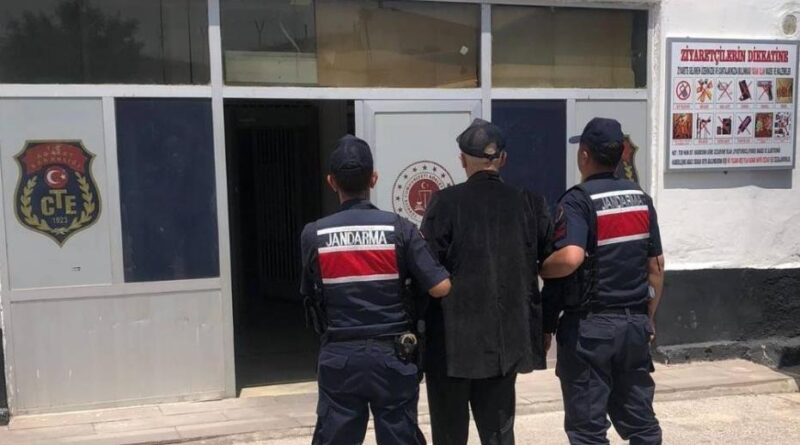 Kırşehir’de "yağma" suçundan aranan firari hükümlü yakalandı 1