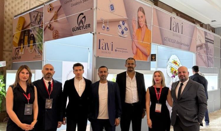 Kuyumculuk fuarında Ravi pırlanta dikkatleri üzerine çekti 1