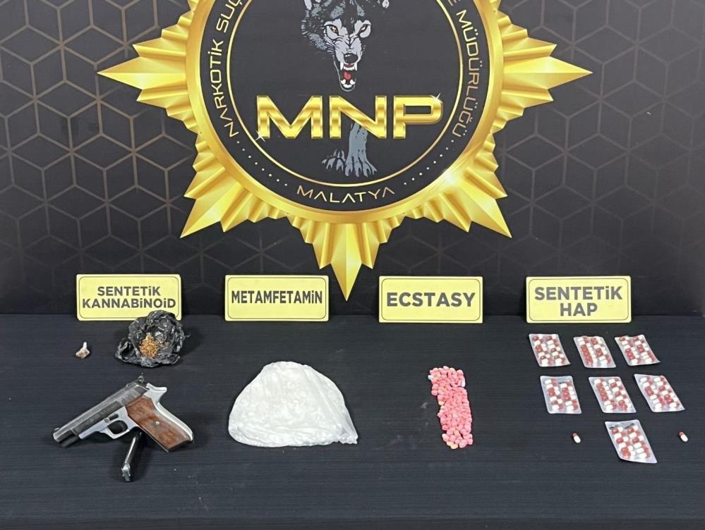 Malatya’da uyuşturucu operasyonu: 4 gözaltı
