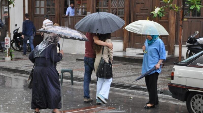 Meteorolojiden Bayburt için sağanak yağış uyarısı 1