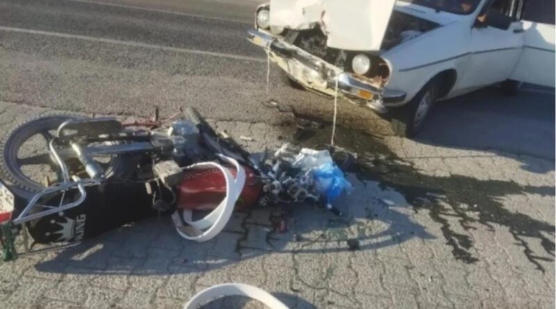 Otomobil ile motosiklet çarpıştı: " yaralı 1