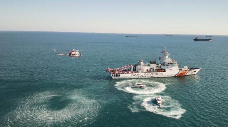 Sahil Güvenlik Mersin’de görev başında: Binlerce gemi ve tekne denetlendi 1