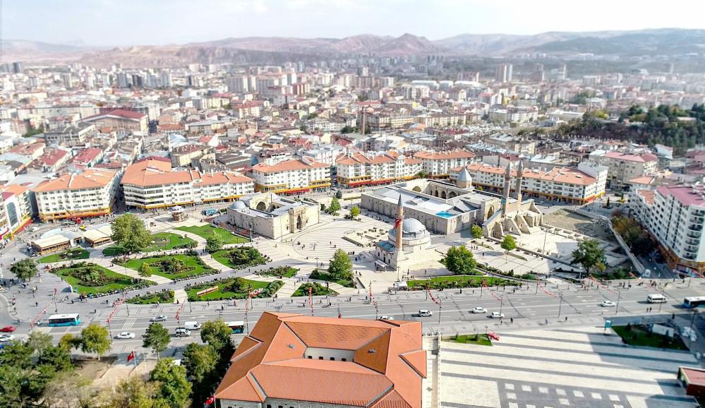 Sivas’ta 636 dernek faaliyet gösteriyor