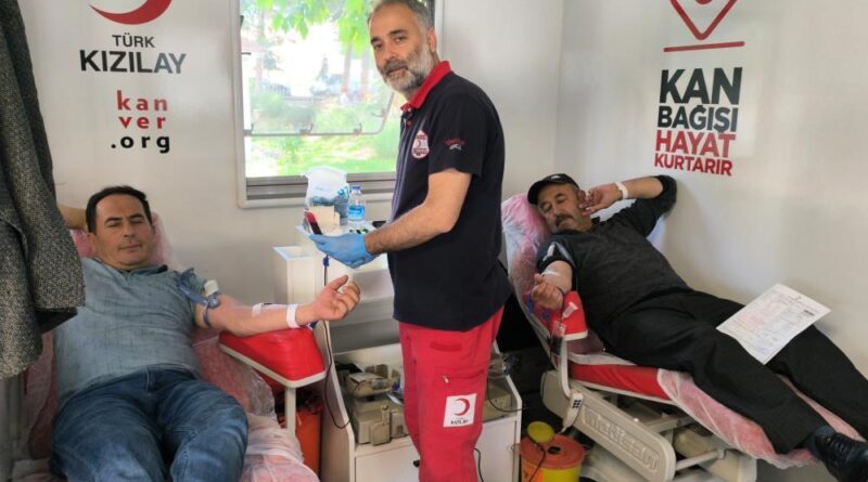 Şuhut’ta kan bağışına yoğun ilgi 1