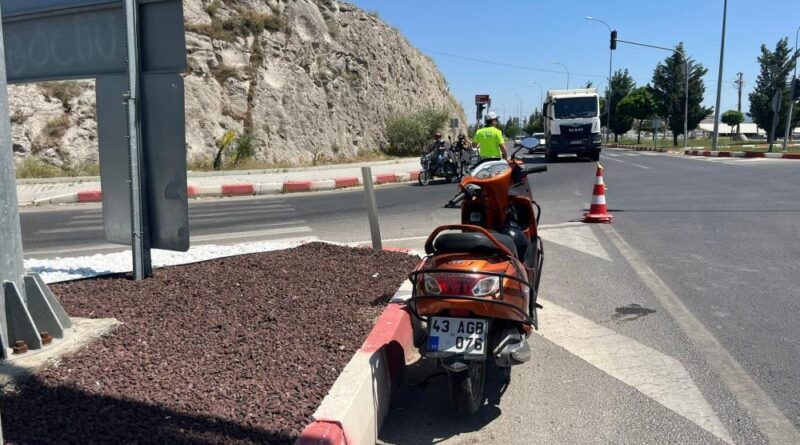 Tavşanlı’da motosiklet kazası: 1 yaralı 1