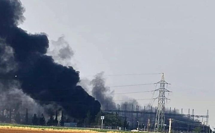 Trafo merkezindeki yangına müdahale eden işçi dumandan etkilendi 1