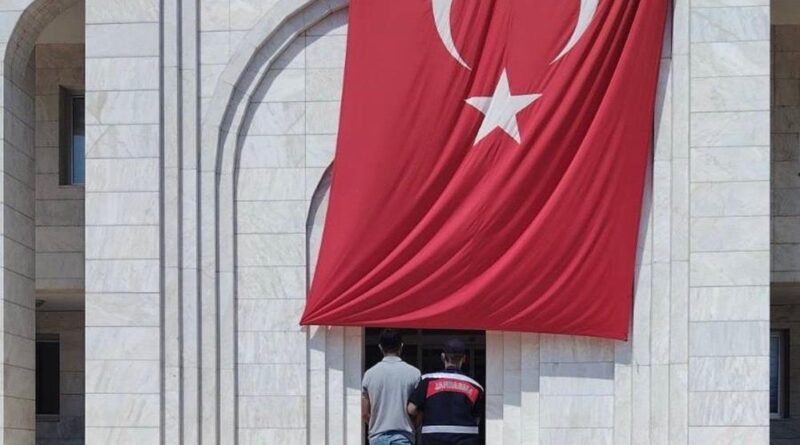 12 yıl 6 ay hapis cezası bulunan şahıs yakalandı 1