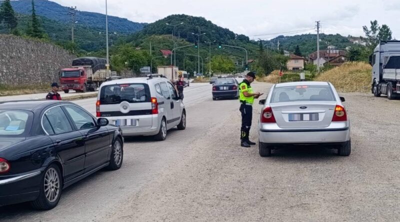2 bin 44 araç sürücüsüne cezai işlem uygulandı 1