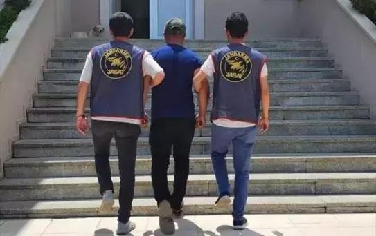 Adana'da 25 yıl 6 ay kesinleşmiş hapis cezasıyla aranan hükümlü yakalandı 1
