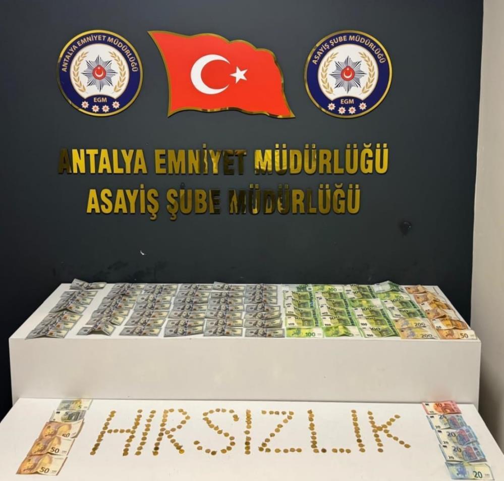 Antalya’da evden 2 milyon liralık altın ve döviz hırsızlığı