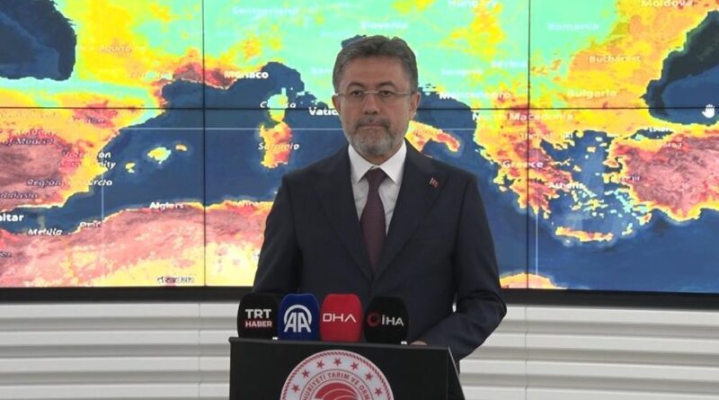 Bakan Yumaklı: "Bursa Kestel ve Kahramanmaraş Onikişubat yangınlarını büyük ölçüde kontrol altına aldık" 1
