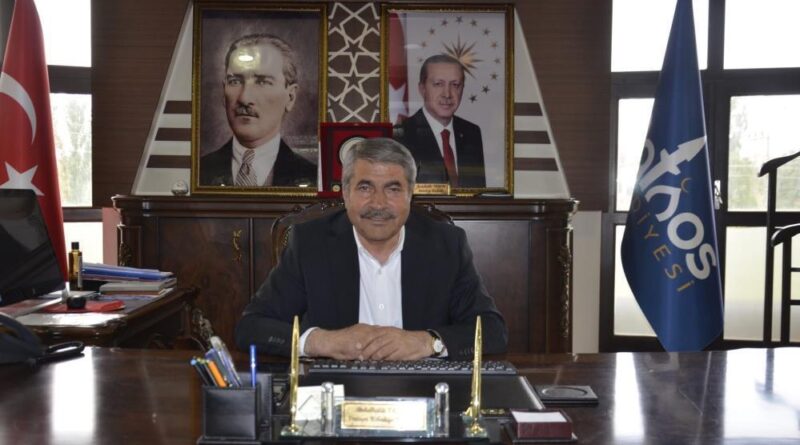 Başkan Taşkın yol çalışmalından oluşan gecikme için açıklamalarda bulundu. 1