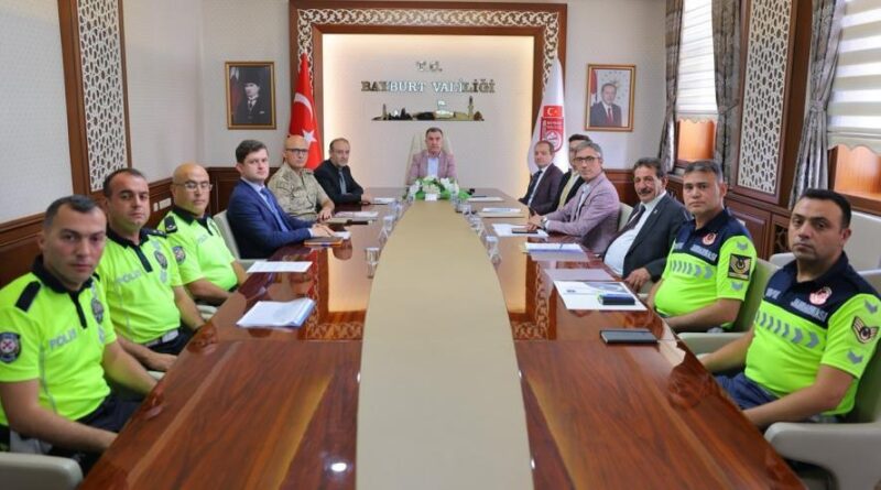 Bayburt'ta ulaşımda yaşanan sorunlar toplantıda ele alındı 1