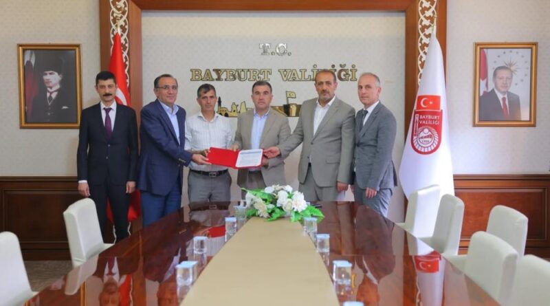 Bayburt’ta 300 milyon liralık tarım yatırımında imzalar atıldı 1