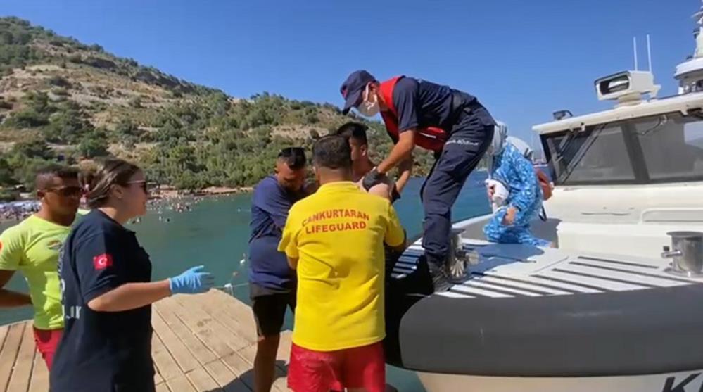 Dalaman açıklarında teknede yaralanan vatandaşın tıbbi tahliyesi gerçekleştirildi