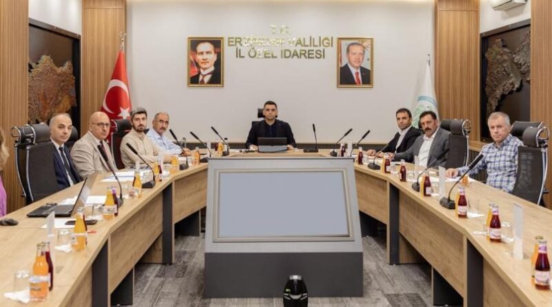 Erzincan'da ‘İl Encümen Toplantısı' yapıldı 1