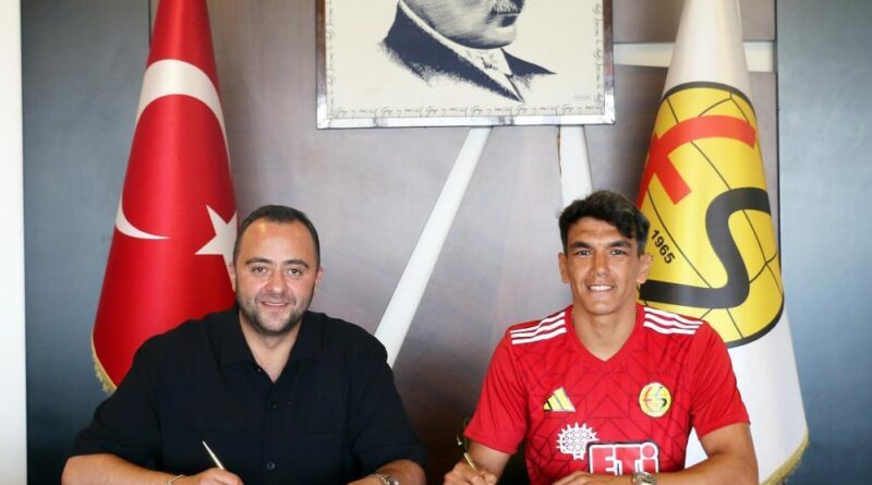 Eskişehirspor, kanat oyuncusu Akın Akman ile anlaştı 1
