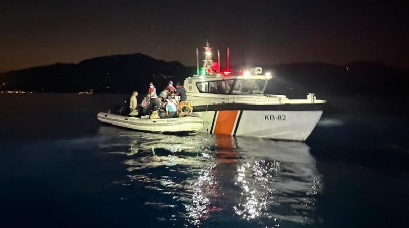 Fethiye’de 33 düzensiz göçmen ve bir göçmen kaçakçısı yakalandı 1