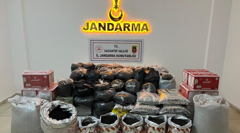 Gaziantep'te 300 kilo kaçak çay ele geçirildi 1