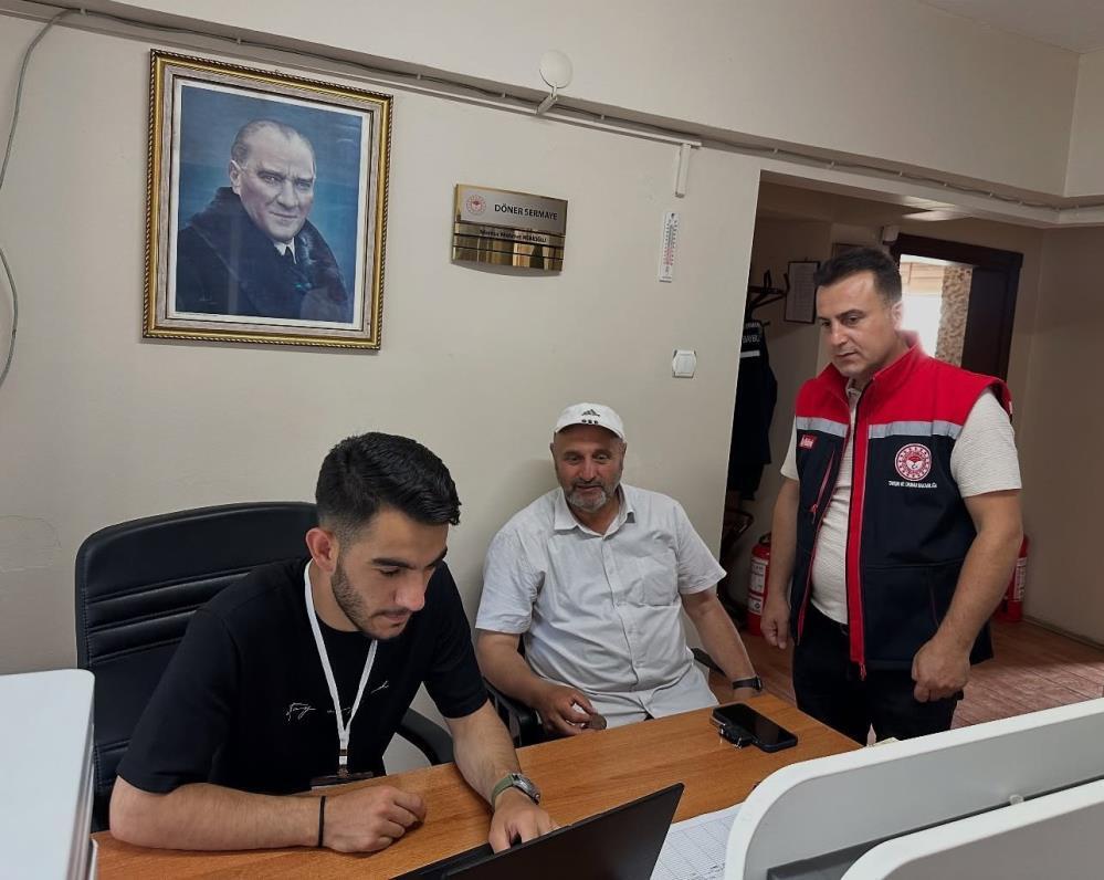 ‘Genel Tarım Sayımı’ Aydıntepe’de tüm hızıyla sürüyor