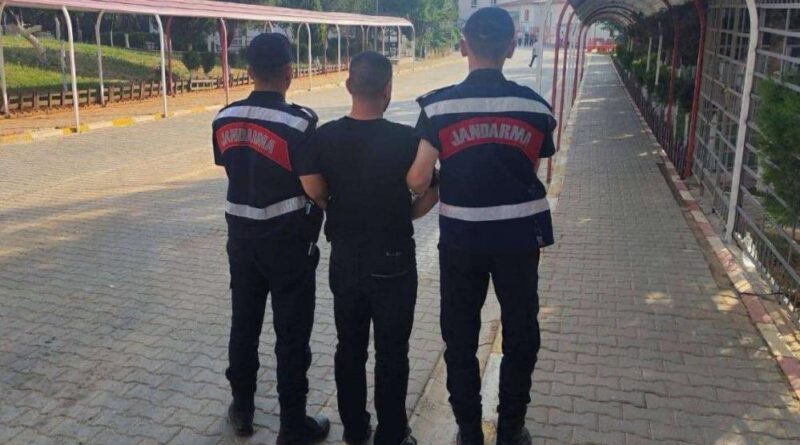 Hırsızlık suçundan kesinleşmiş cezası bulunan şahıs yakalandı 1