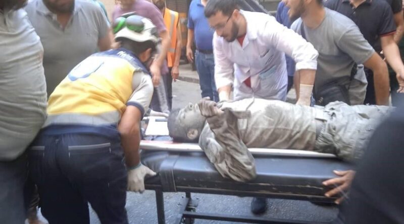 İsrail’in Şam’a düzenlediği saldırıda yaralılara müdahale anları ortaya çıktı 1