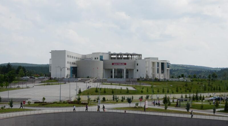 Kastamonu Üniversitesi'nde hazırlanan doğuma yönelik ısıtmalı masaj yeleği tescillendi 1
