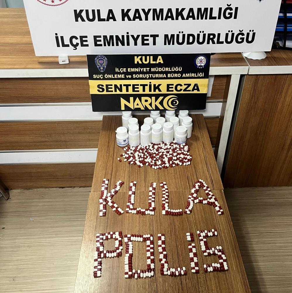 Kula’da uyuşturucu satıcılarına darbe: 7 şüpheli yakalandı