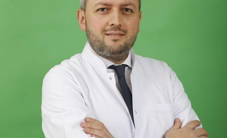 Kulak Burun Boğaz Uzmanı Sancak: "Burun estetiği, kişiye özel tasarlanmalı" 1