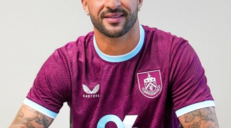 Kyle Walker, Burnley'ye transfer oldu 1