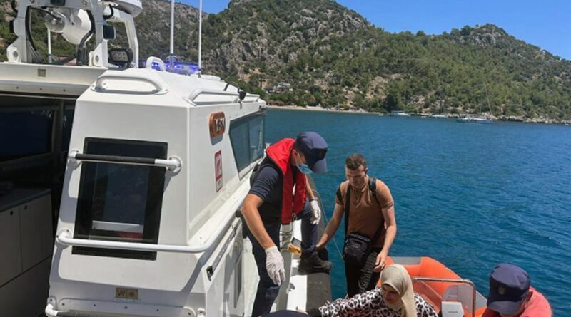 Marmaris’te karada 21 düzensiz göçmen yakalandı 1