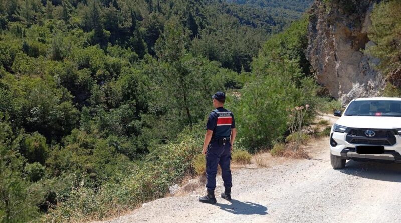 Milli Park’ta yasak alana giren 12 kişiye 35 bin lira ceza 1