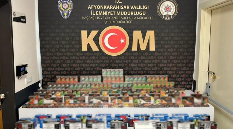 Polisten kaçak makaron ve tütün operasyonu 1