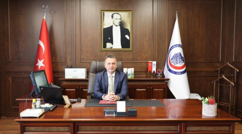 Rektör Vekili Şenocak göreve başladı 1