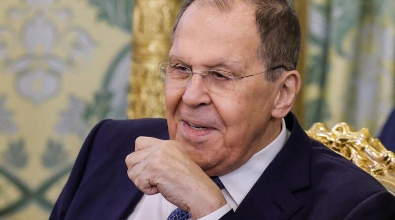 Rus Bakan Lavrov, Kuzey Kore'ye gidiyor 1