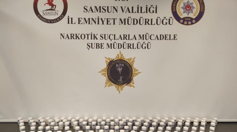 Samsun'da 7 bin 336 adet sentetik ecza ele geçirildi 1
