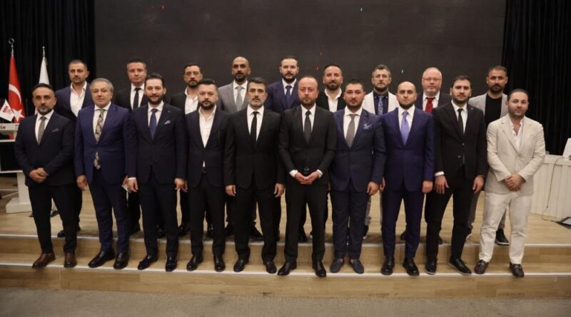 Sivasspor’da yeni yönetim kurulunda görev dağılımı yapıldı 1