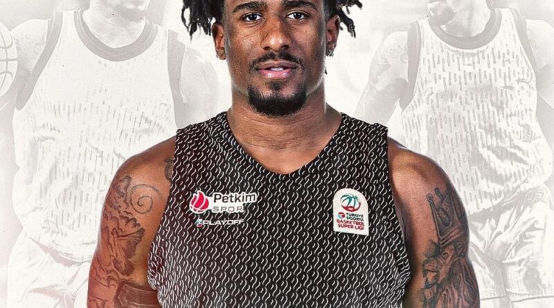 Stanley Whittaker, Aliağa Petkimspor’da 1