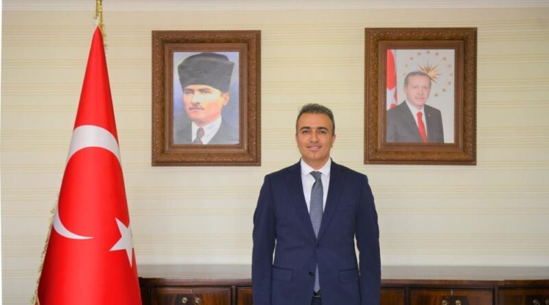 Vali Çiçek'ten 15 Temmuz şehitlerini anma, demokrasi ve milli birlik günü mesajı 1