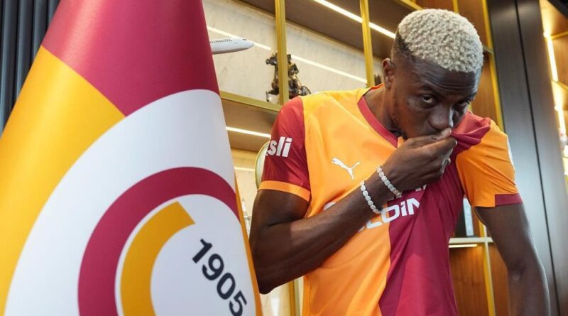 Victor Osimhen: "Çok daha büyük başarılara imza atacağımıza inanıyorum" 1