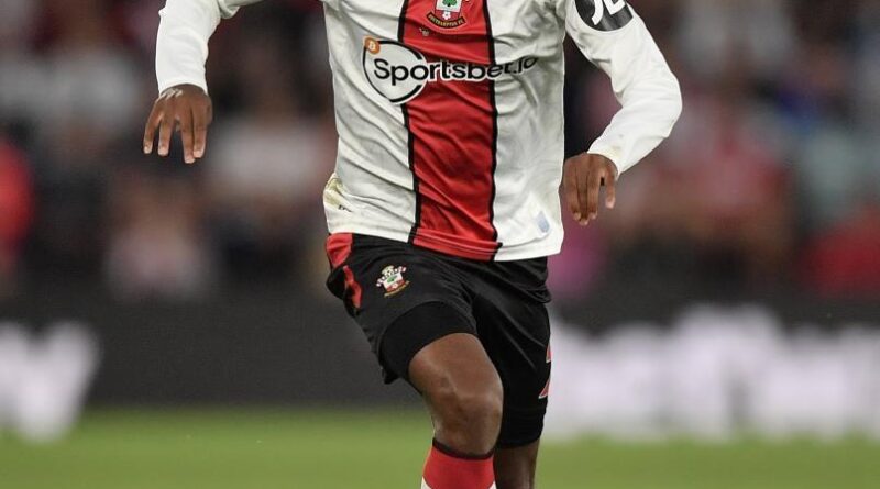 West Ham United, Kyle Walker-Peters'ı transfer etti 1