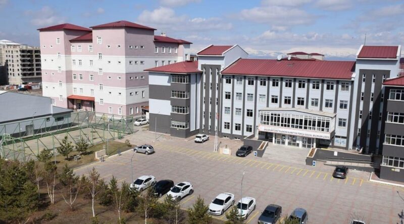 YKS'de Erzurum Nurettin Topçu Sosyal Bilimler Lisesi rüzgarı 1